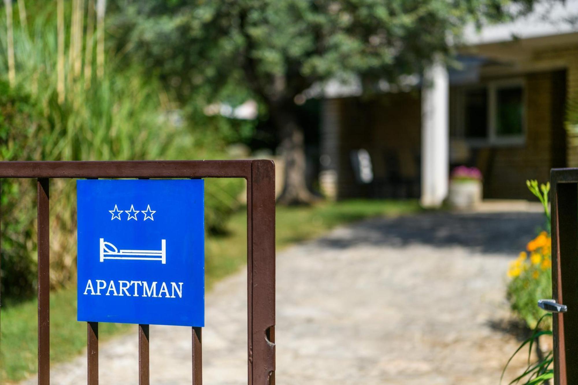 Krajcar Apartman Banjole Kültér fotó